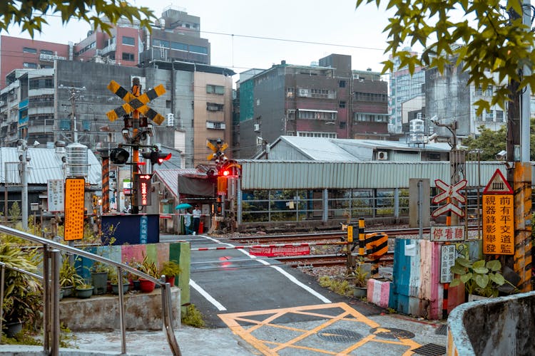 基隆市平交道口