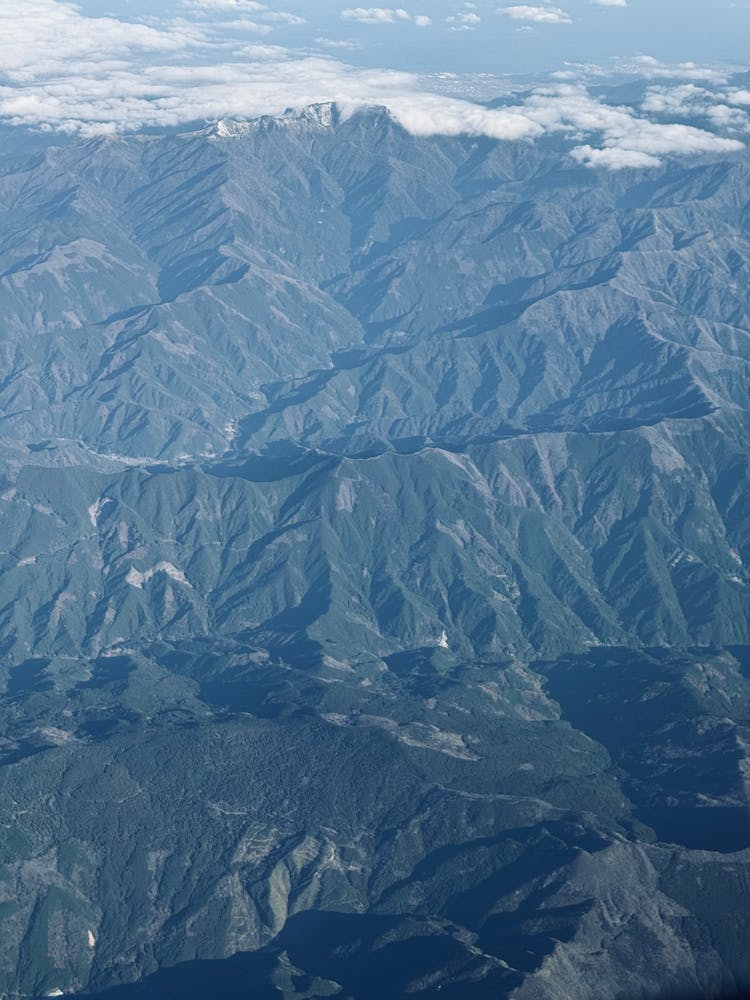 山脉鸟瞰图
