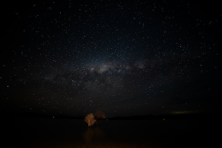 繁星点点的夜空