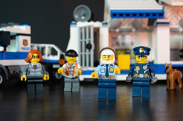警察