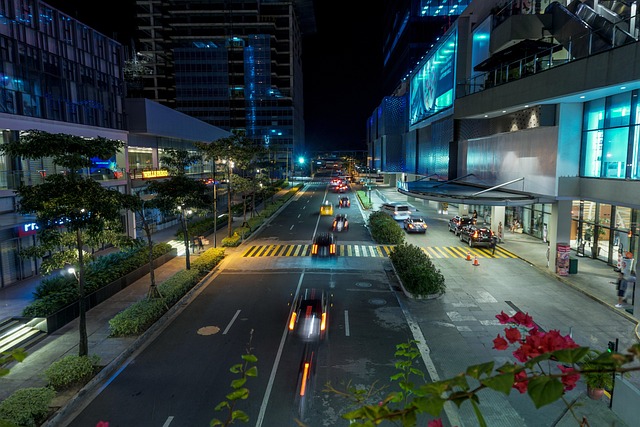 城市道路街道黄昏
