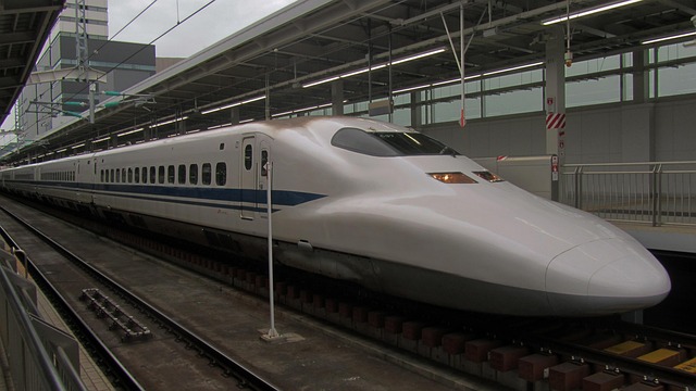 日本新干线特快列车