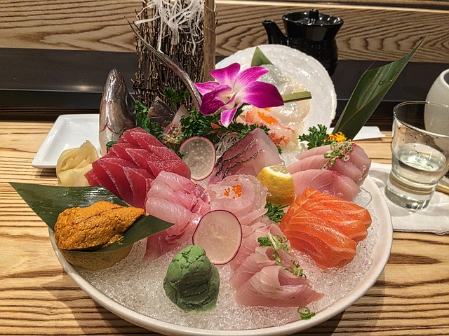 日本生鱼片寿司清酒