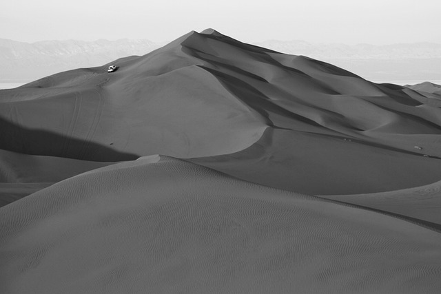 沙漠旅行车地球户外