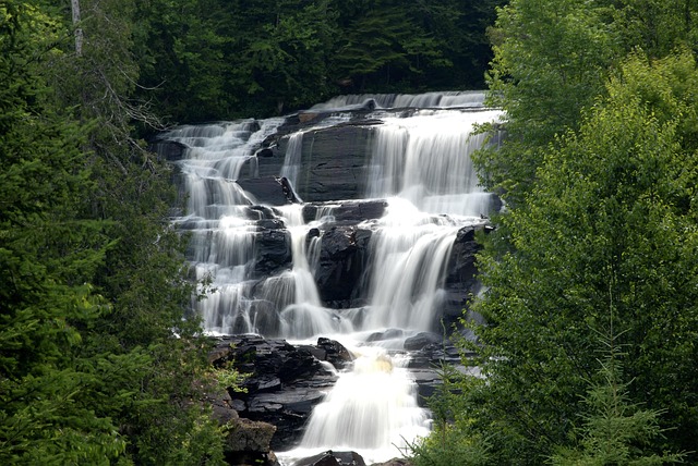 自然景观溪流河流