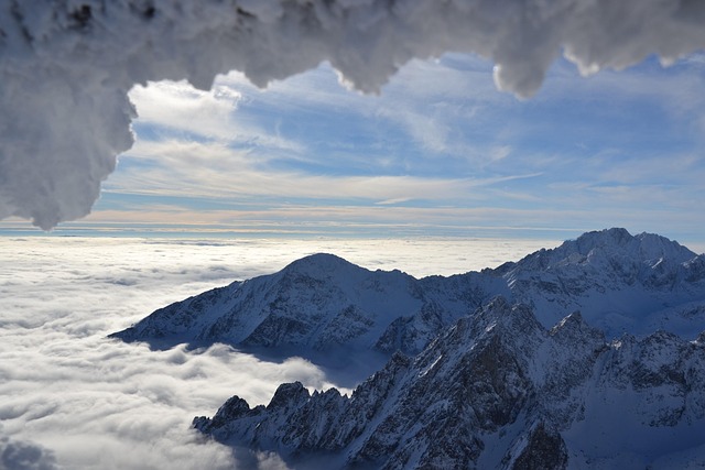 山雪云海