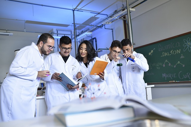 教师科学家化学家