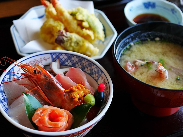 日本料理日本料理生鱼片