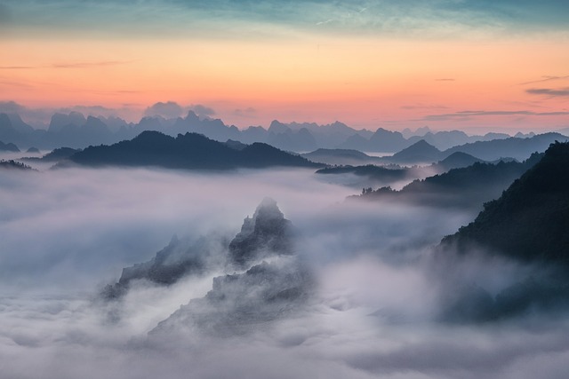 雾日落天空景观山