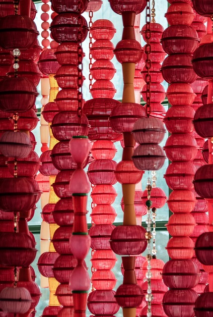 装饰花环红链亚洲