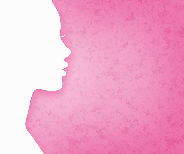 女性