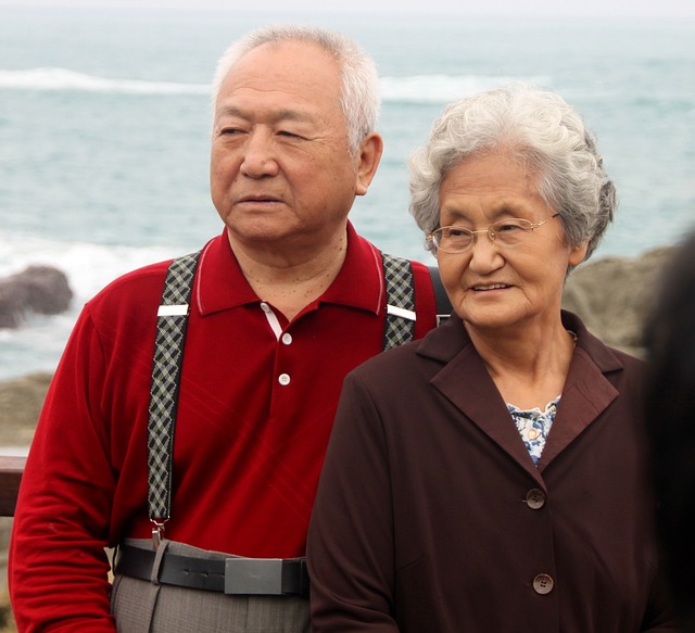 已婚夫妇男女老