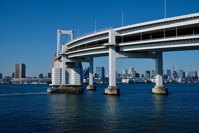 大桥海船航行海湾区