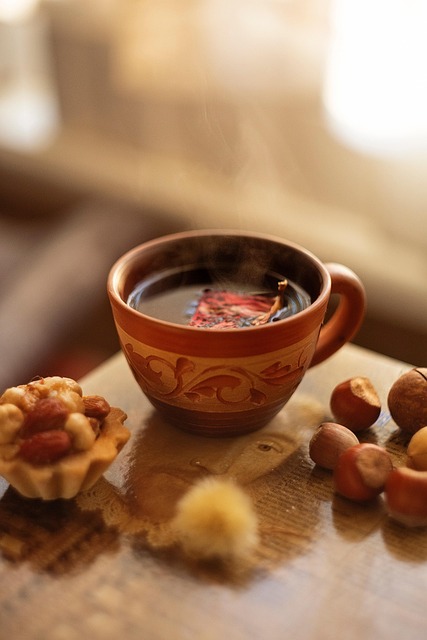 茶杯饮料坚果