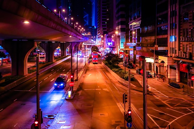 夜间香港城市大厦