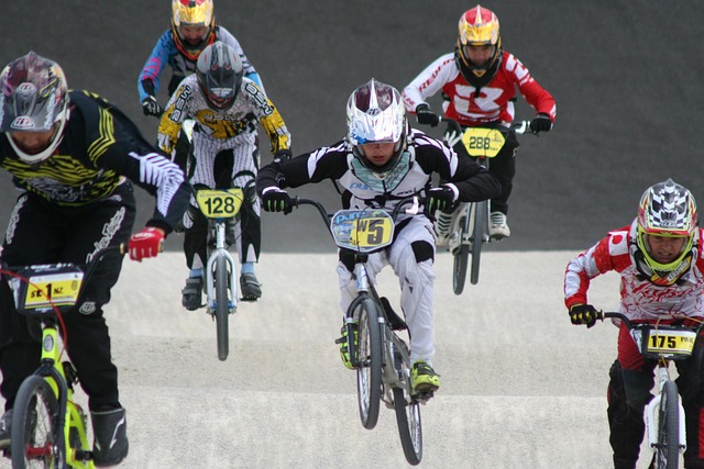 bmx种族团体竞赛运动