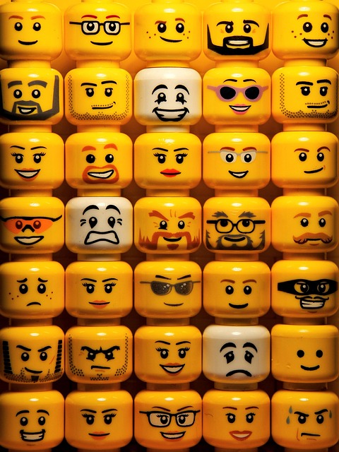 手机壁纸lego脸表情符号